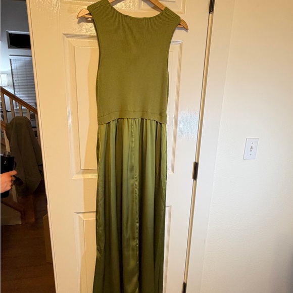 Taylor Olive Knit Mided Media Dress - Picture 6 of 6